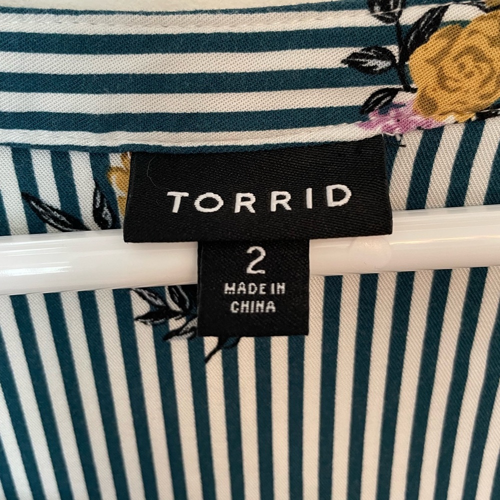 Torrid Green and White Striped Dress with Pink and Yellow Floral Accents size 2x - Picture 8 of 8